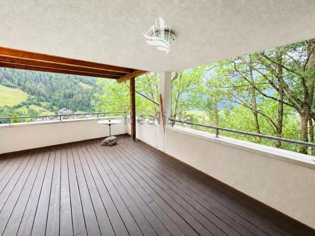 Appartamento in vendita di 74 m² in Via Michelreis