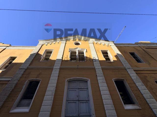 Appartamento in vendita di 74 m² in Via Pio Riego Gambini