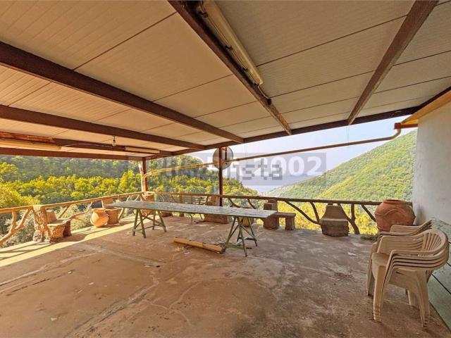 Appartamento in vendita di 74 m² in Via Solari e Queirolo, 120