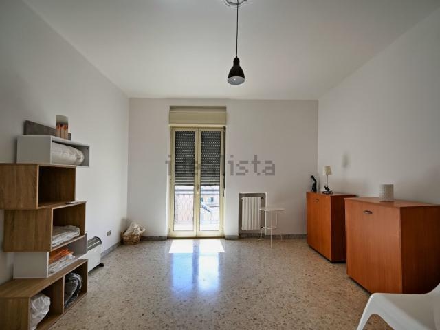 Appartamento in vendita di 74 m² in Viale Cavalieri di Malta, 70