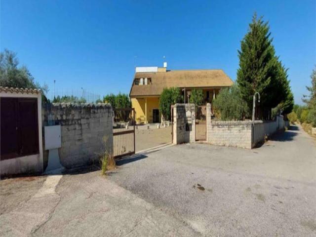 Appartamento in vendita di 7580 m² in Contrada Coffa