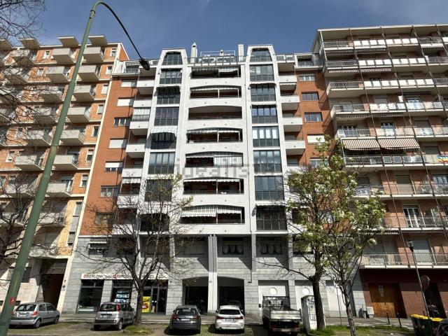 Appartamento in vendita di 75 m² in Corso Cosenza, 68