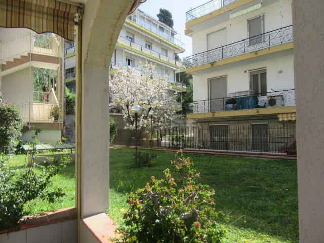 Appartamento in vendita di 75 m² in Corso degli Inglesi, 495