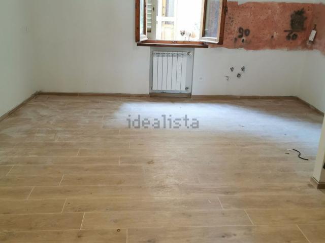 Appartamento in vendita di 75 m² in Piazza Dante, 53