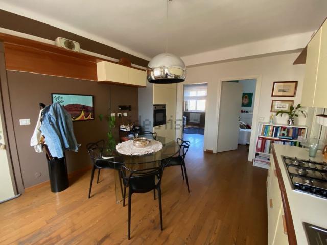 Appartamento in vendita di 75 m² in Piazza Rosa Scolari, 2