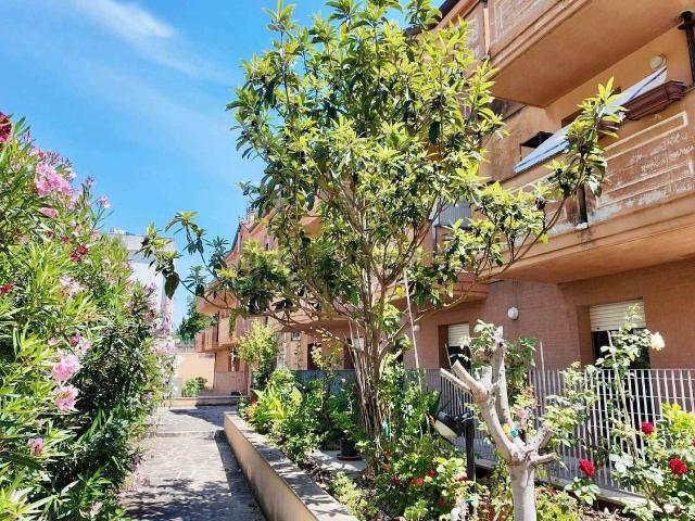Appartamento in vendita di 75 m² in Piazzale Menechen da Recanati, 3
