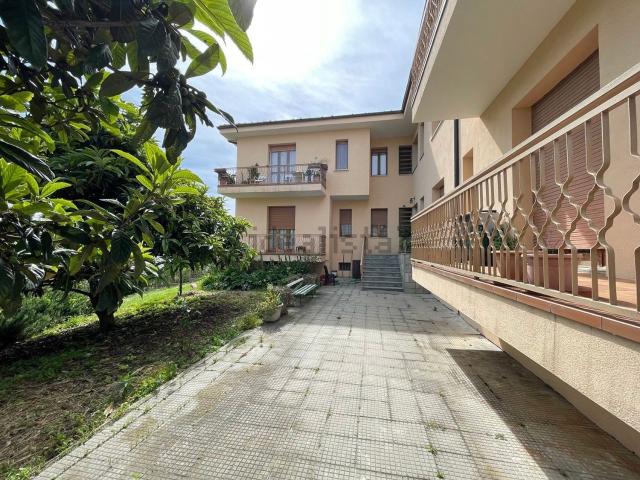 Appartamento in vendita di 75 m² in Strada San Carlo, 2