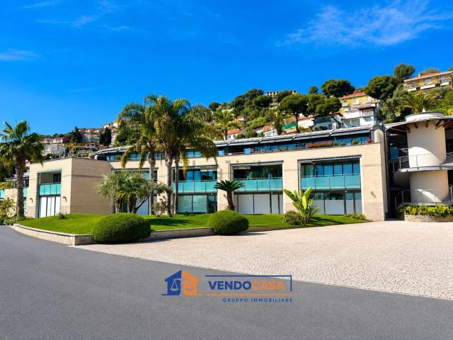 Appartamento in vendita di 75 m² in Strada Statale 1, 108