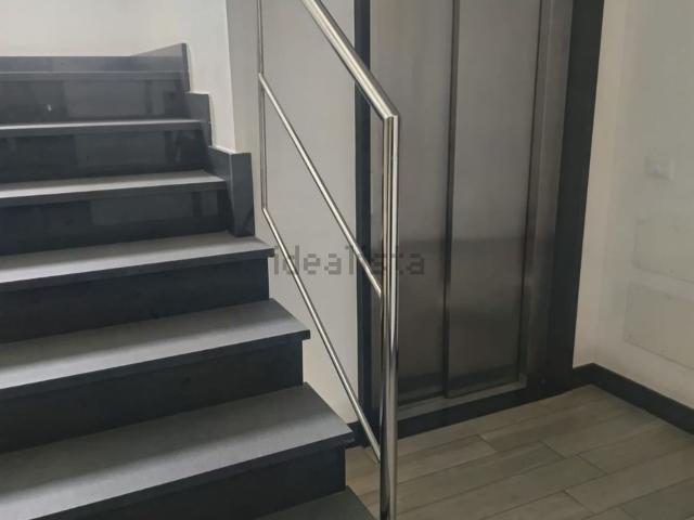 Appartamento in vendita di 75 m² in Strada Statale 1, 416
