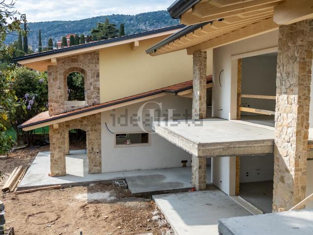 Appartamento in vendita di 75 m² in Via Tiziano
