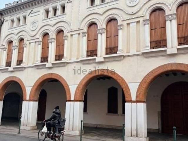 Appartamento in vendita di 75 m² in Via Torre Belfredo