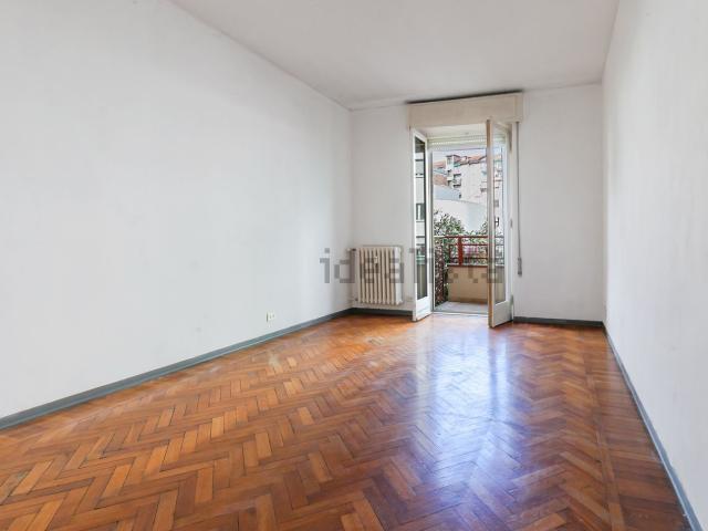 Appartamento in vendita di 75 m² in Via Trezzo d&apos Adda, 6