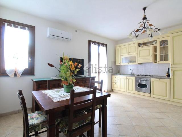 Appartamento in vendita di 75 m² in Via Tre Fontane