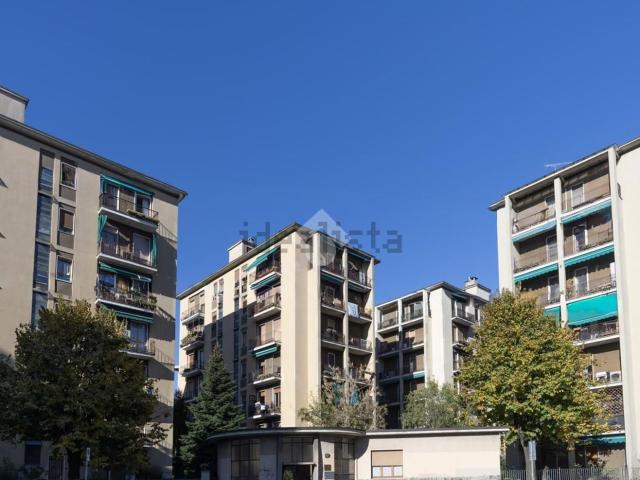 Appartamento in vendita di 75 m² in Via Valassina, 45