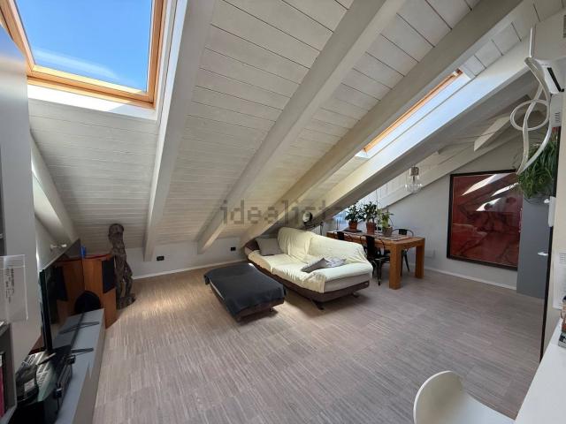 Appartamento in vendita di 75 m² in Via Valentino Carrera, 27