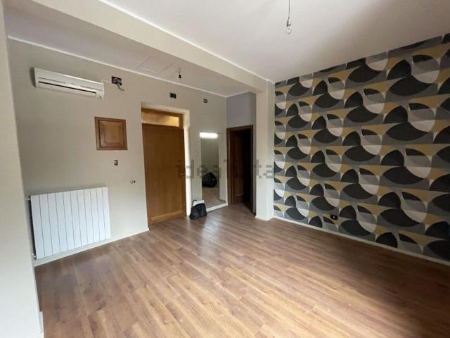 Appartamento in vendita di 75 m² in Via Valle Fioretta