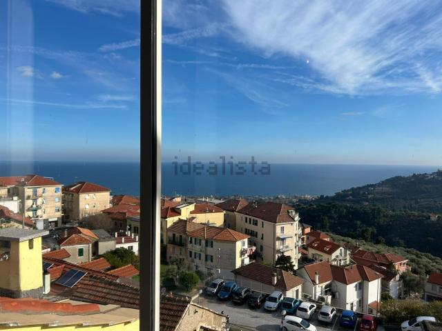 Appartamento in vendita di 75 m² in Via Vincenzo Pelle, 6