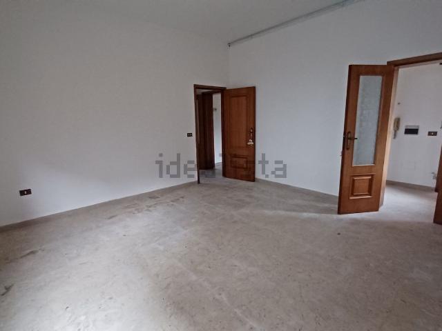 Appartamento in vendita di 75 m² in Via Vittorio Veneto, 4