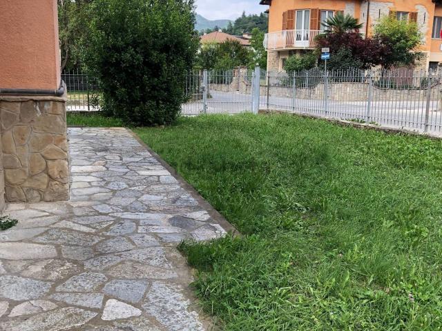 Appartamento in vendita di 75 m² in Strada Provinciale 439, 12