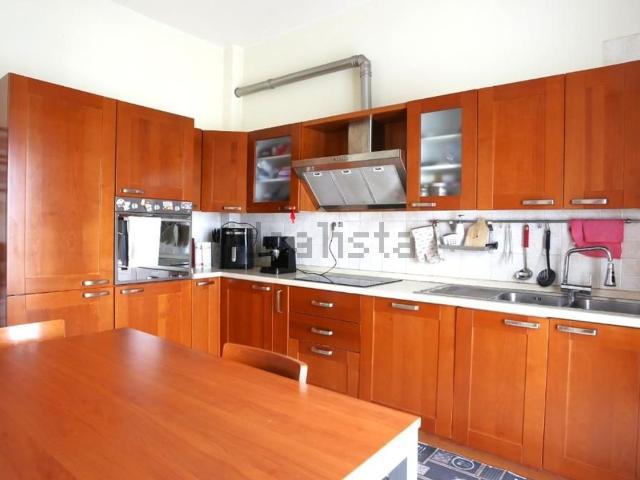 Appartamento in vendita di 75 m² in Via A. Gramsci, 220