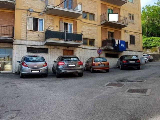 Appartamento in vendita di 75 m² in Via Adinolfi, 13