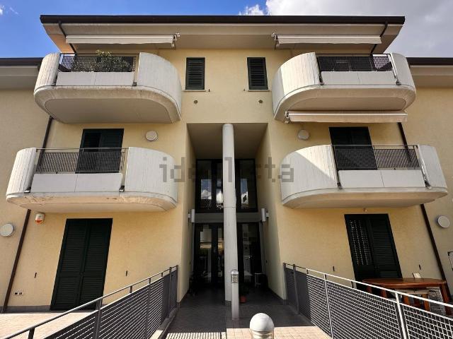 Appartamento in vendita di 75 m² in Via Alberi, 16