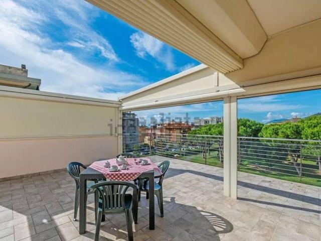 Appartamento in vendita di 75 m² in Via Alessandro Manzoni