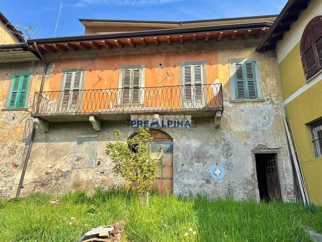 Appartamento in vendita di 75 m² in Via Alessandro Manzoni