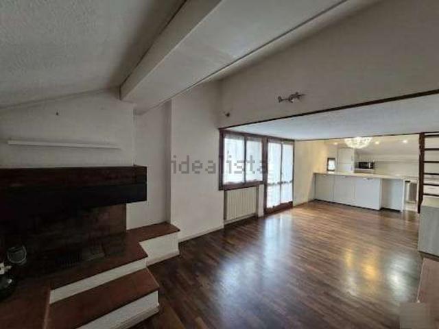 Appartamento in vendita di 75 m² in Via Alessandro Manzoni