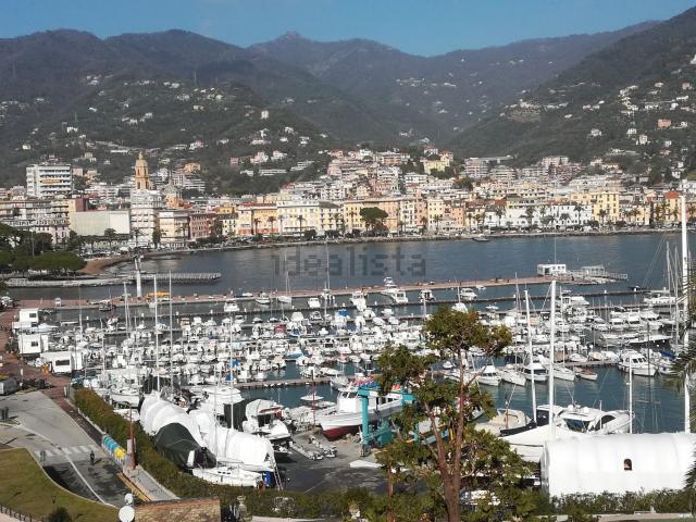 Appartamento in vendita di 75 m² in Via Amerigo Vespucci, 45