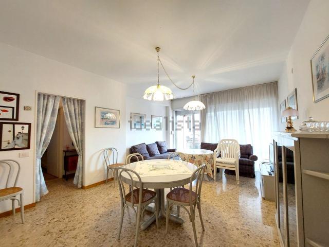 Appartamento in vendita di 75 m² in Via Andrea Bafile 29° Access al Mare