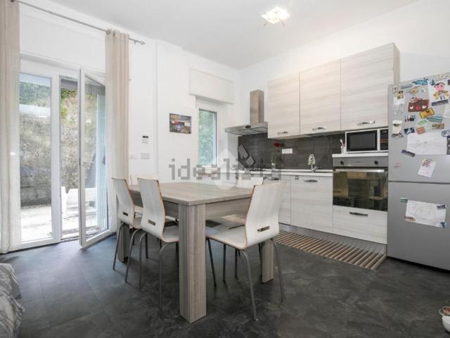 Appartamento in vendita di 75 m² in Via Antonio Burlando