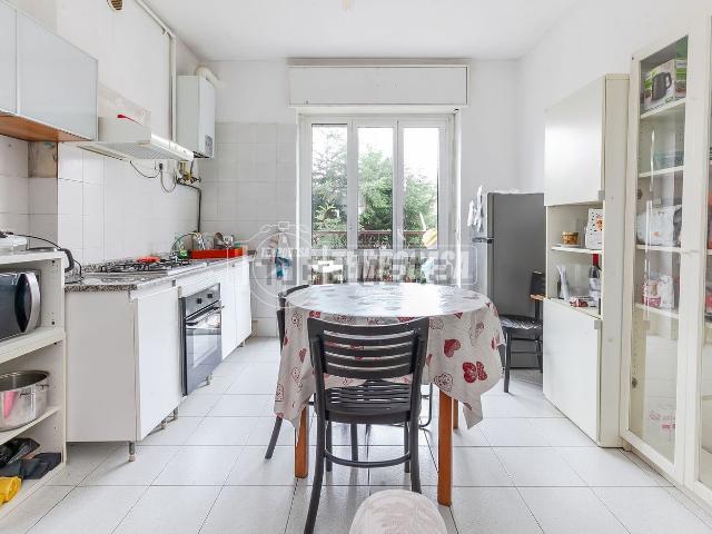 Appartamento in vendita di 75 m² in Via Antonio Carnevali