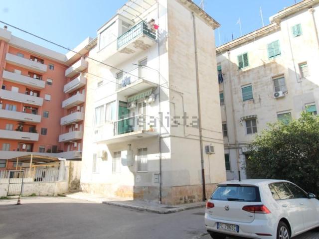 Appartamento in vendita di 75 m² in Via Appia, 241