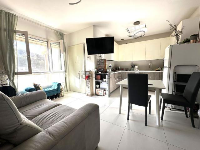 Appartamento in vendita di 75 m² in Via Aretina, 300