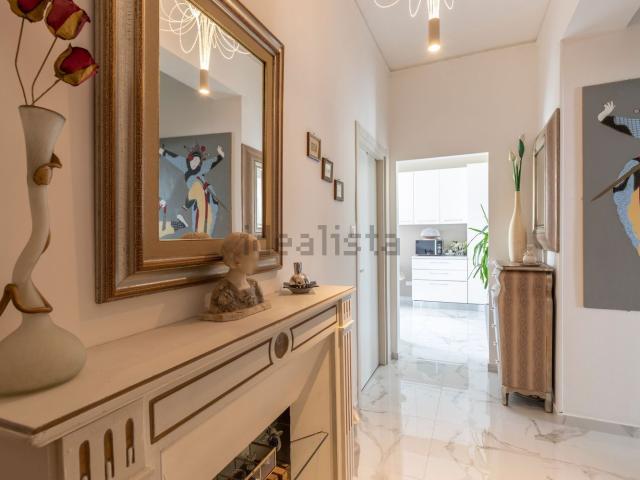Appartamento in vendita di 75 m² in Via Arturo Donaggio, 1