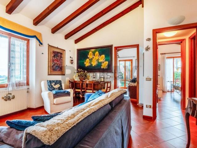 Appartamento in vendita di 75 m² in Via Aurelia Ponente, 56
