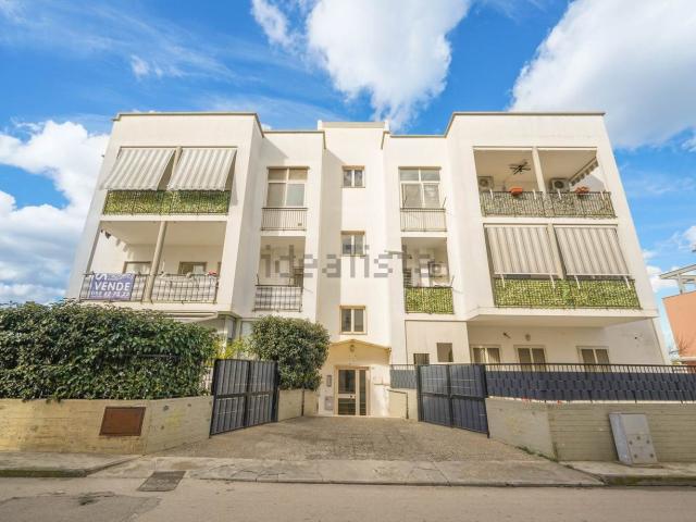Appartamento in vendita di 75 m² in Via Auricarro, 122