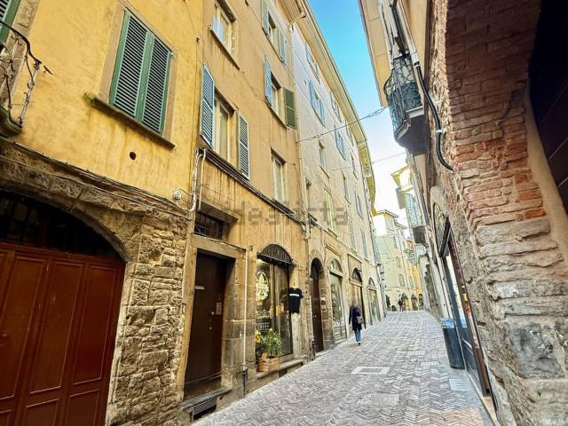 Appartamento in vendita di 75 m² in Via Bartolomeo Colleoni, 8