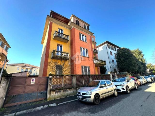 Appartamento in vendita di 75 m² in Via Bona di Savoia, 52