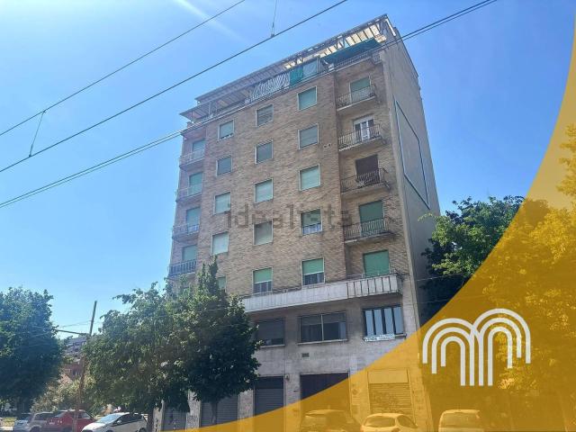 Appartamento in vendita di 75 m² in Via Bologna, 125