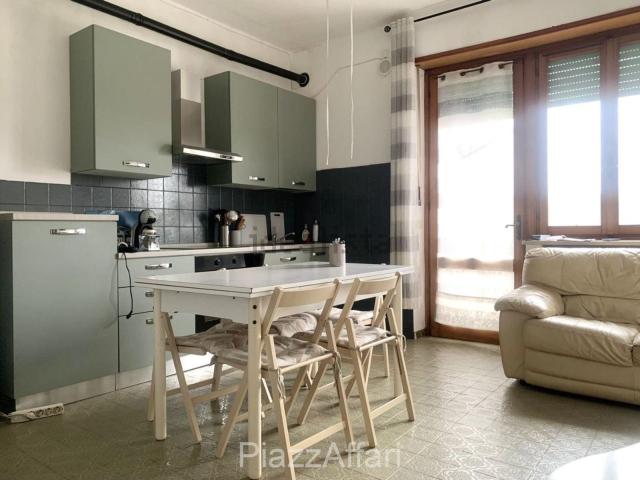 Appartamento in vendita di 75 m² in Via Borgo