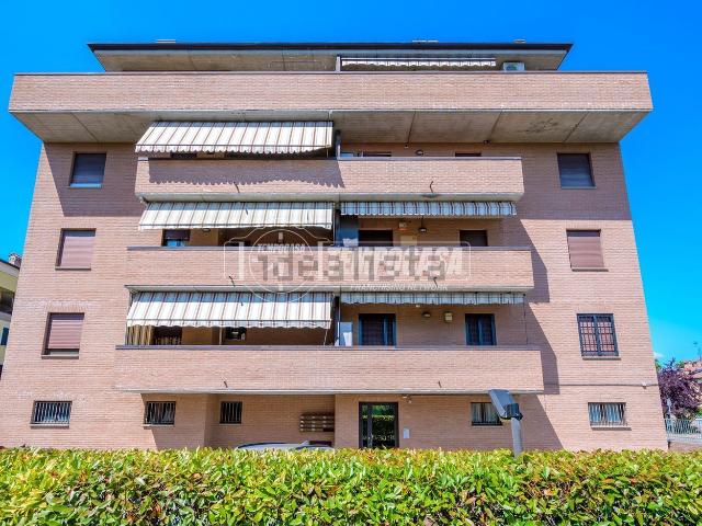 Appartamento in vendita di 75 m² in Via C. Menotti, 12