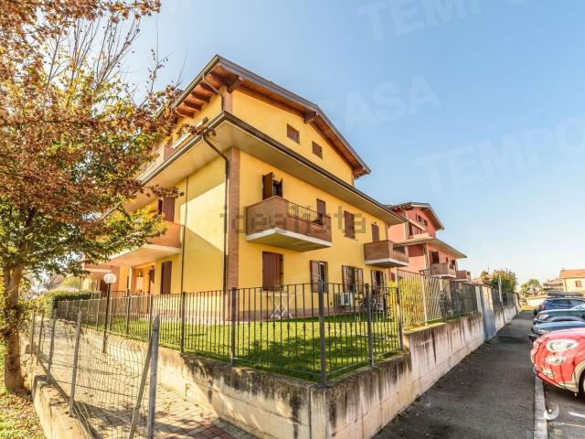 Appartamento in vendita di 75 m² in Via C. Menotti, 26