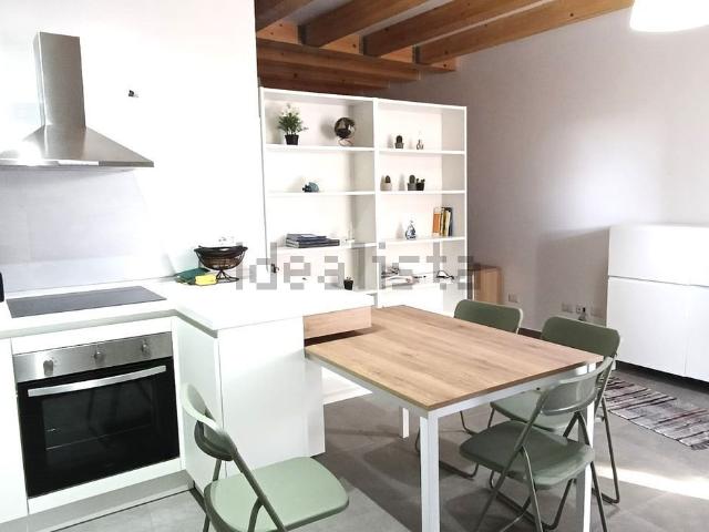 Appartamento in vendita di 75 m² in Via Canalone