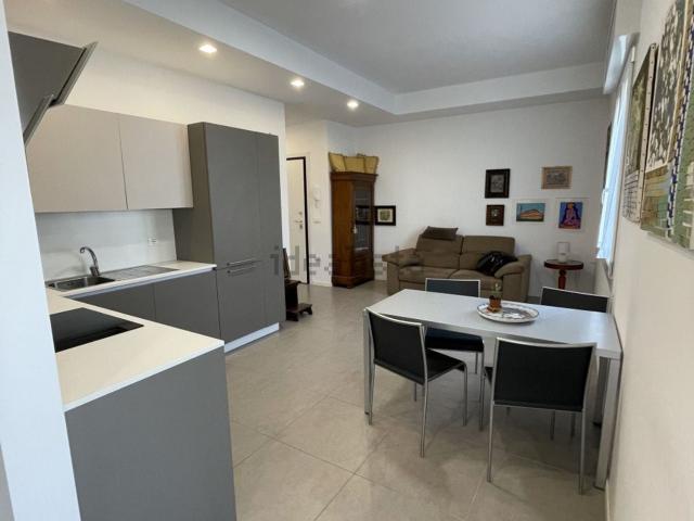 Appartamento in vendita di 75 m² in Via Carlo Cattaneo, 73