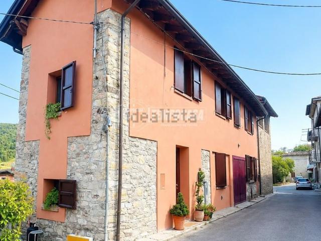 Appartamento in vendita di 75 m² in Via Casella