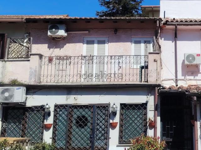 Appartamento in vendita di 75 m² in Via Cassia, 1620