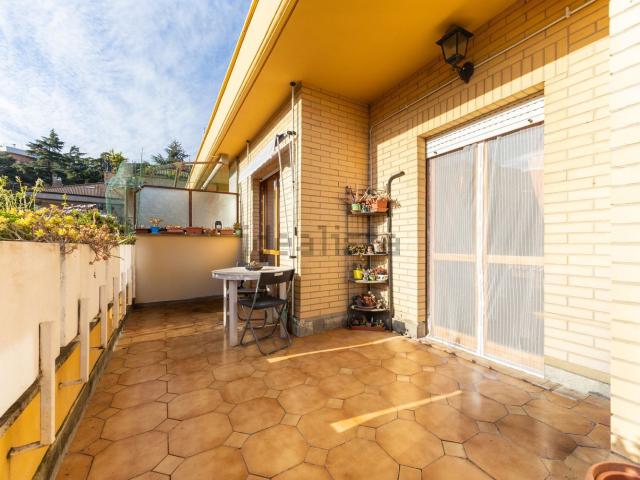 Appartamento in vendita di 75 m² in Via Cassia