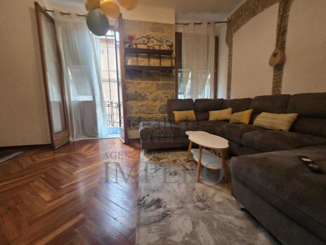 Appartamento in vendita di 75 m² in Via Cavour, 25